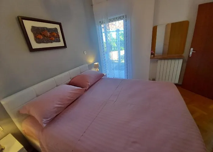 Apartments Irena