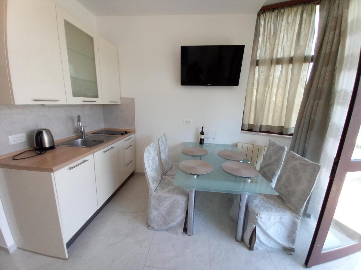 Irena Apartment