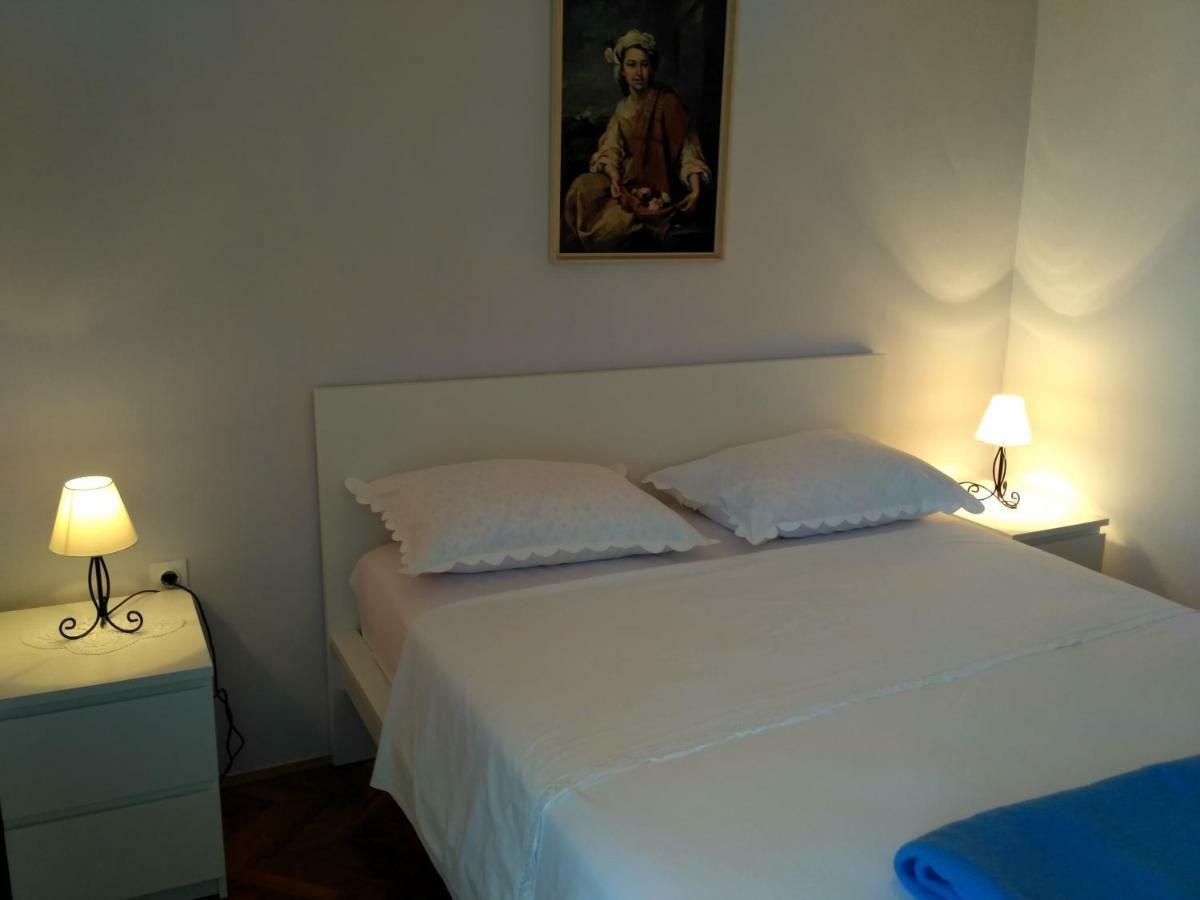 Irena Apartment